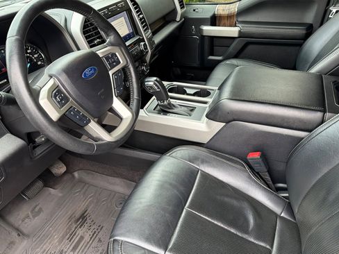 Used 2020 Ford F150 Lariat image 10