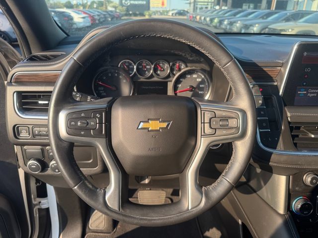 Used 2021 Chevrolet Suburban LT w/ Rear Media and Nav Package RWD image 12