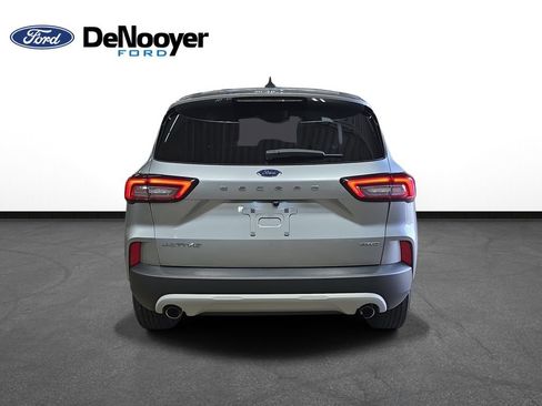 Used 2023 Ford Escape Active AWD/4WD image 7