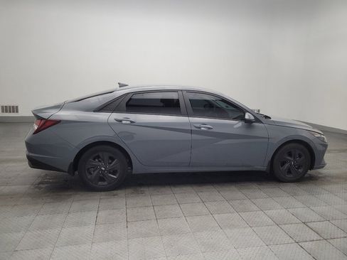 Used 2022 Hyundai Elantra SEL FWD image 10