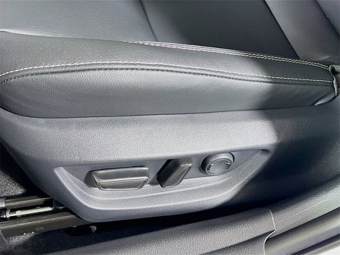 New 2026 Toyota Camry Hybrid image 16