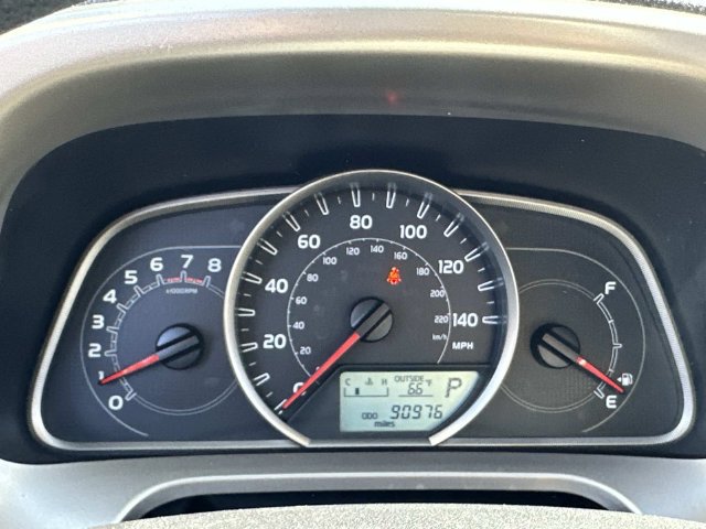 Used 2013 Toyota RAV4 LE FWD image 23