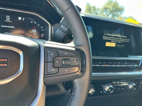 Used 2023 GMC Sierra 1500 Elevation image 30