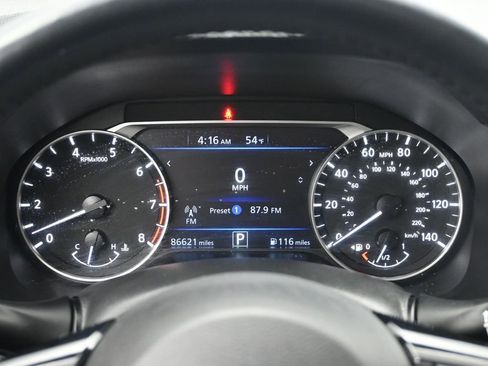 Used 2019 Nissan Altima 2.5 SV image 12