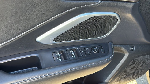 Certified 2025 Acura RDX SH-AWD image 9