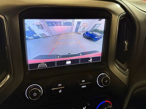 Used 2020 Chevrolet Silverado 2500 LTZ w/ LTZ Convenience Package image 42