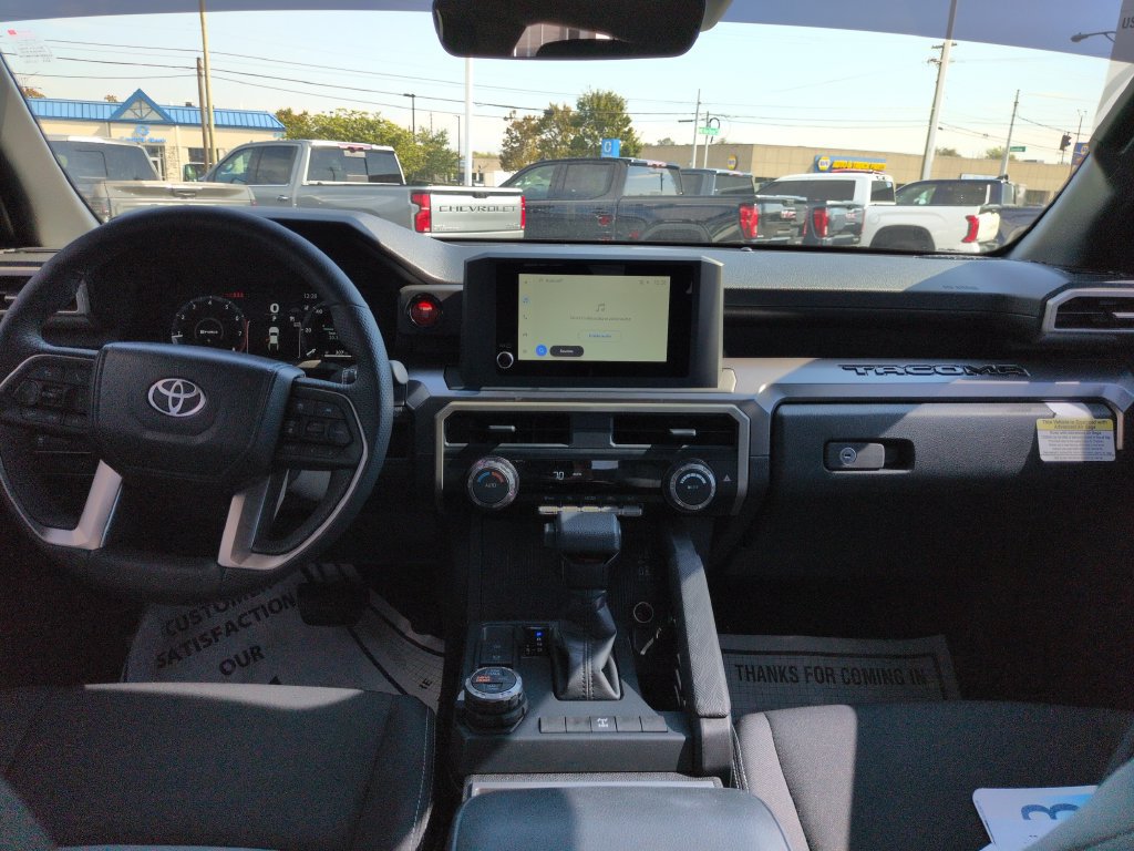 Used 2026 Toyota Tacoma TRD Off-Road AWD/4WD image 12