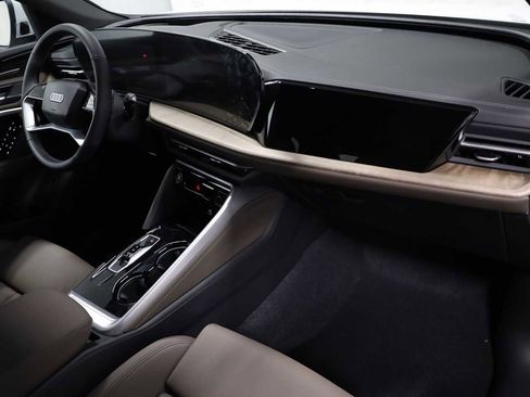 New 2025 Audi Q5 Premium Plus image 6