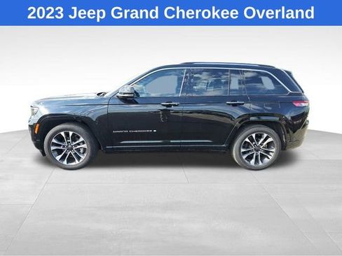 Used 2023 Jeep Grand Cherokee Overland w/ Luxury Tech Group IV image 2