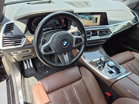 Used 2022 BMW X5 sDrive40i w/ M Sport Package RWD image 10