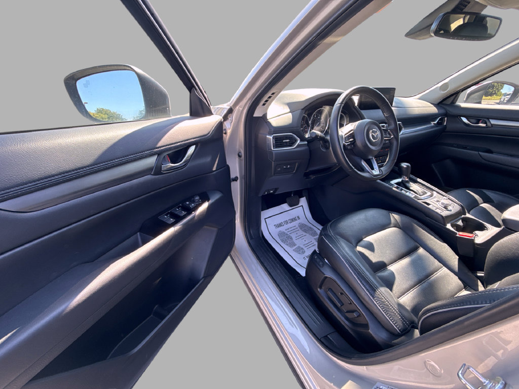 Used 2025 MAZDA CX-5 AWD 2.5 S w/ Preferred Package image 16