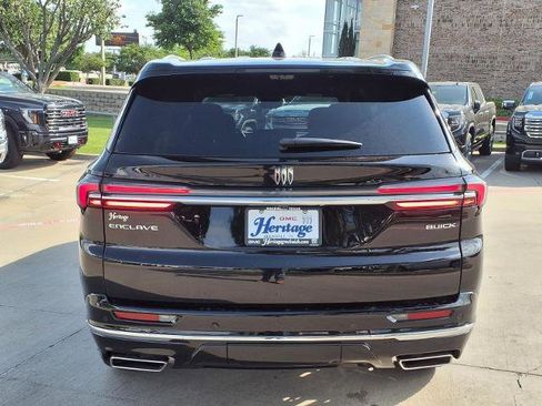 New 2026 Buick Enclave Avenir w/ Super Cruise Package FWD image 24