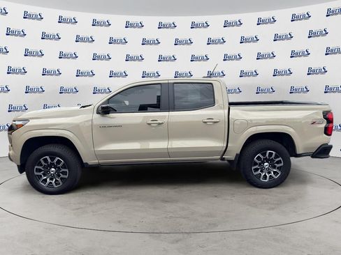Used 2024 Chevrolet Colorado Z71 w/ Z71 Convenience Package 2 AWD/4WD image 4