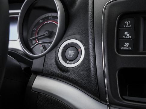 Used 2018 Dodge Journey SE w/ Popular Equipment Group FWD image 48
