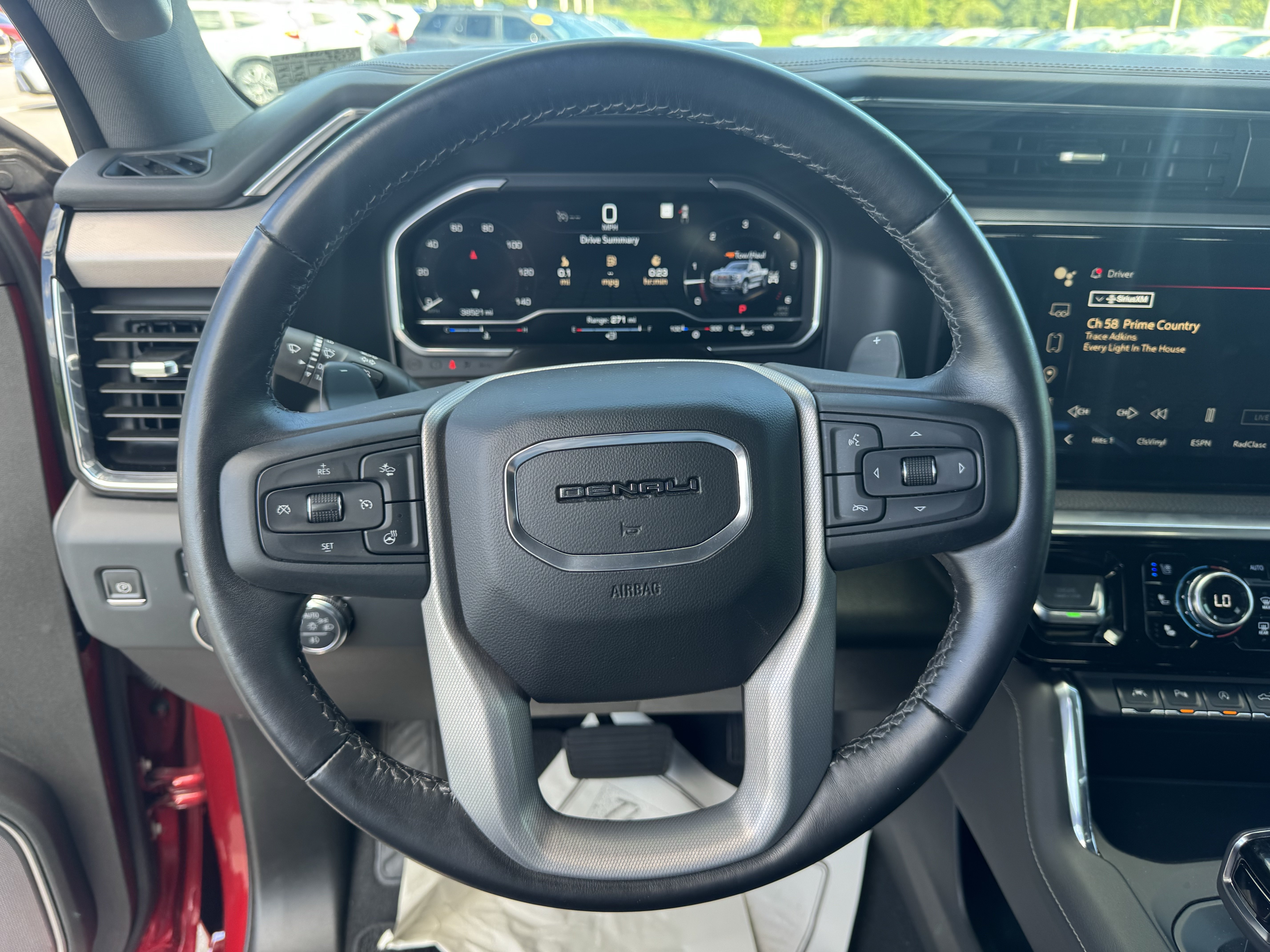 Used 2022 GMC Sierra 1500 Denali AWD/4WD image 17