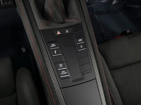Certified 2025 Porsche 718 Boxster Spyder RS RWD image 33