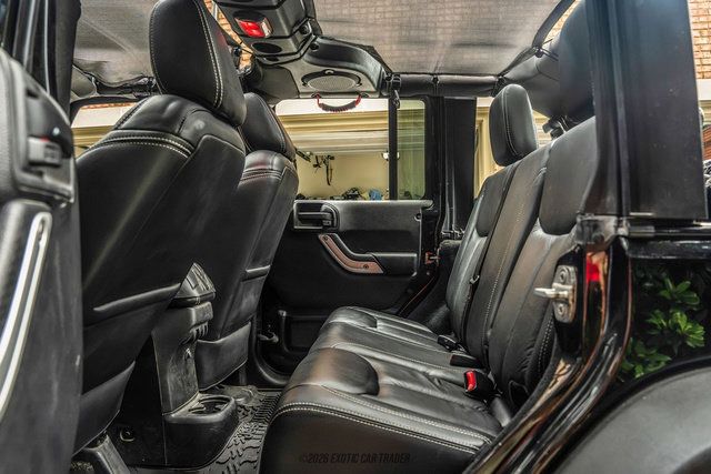 Used 2014 Jeep Wrangler Unlimited Rubicon AWD/4WD image 25