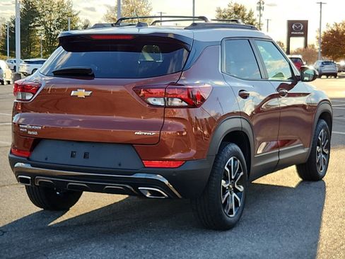 Used 2021 Chevrolet TrailBlazer ACTIV w/ Sun and Liftgate Package image 3