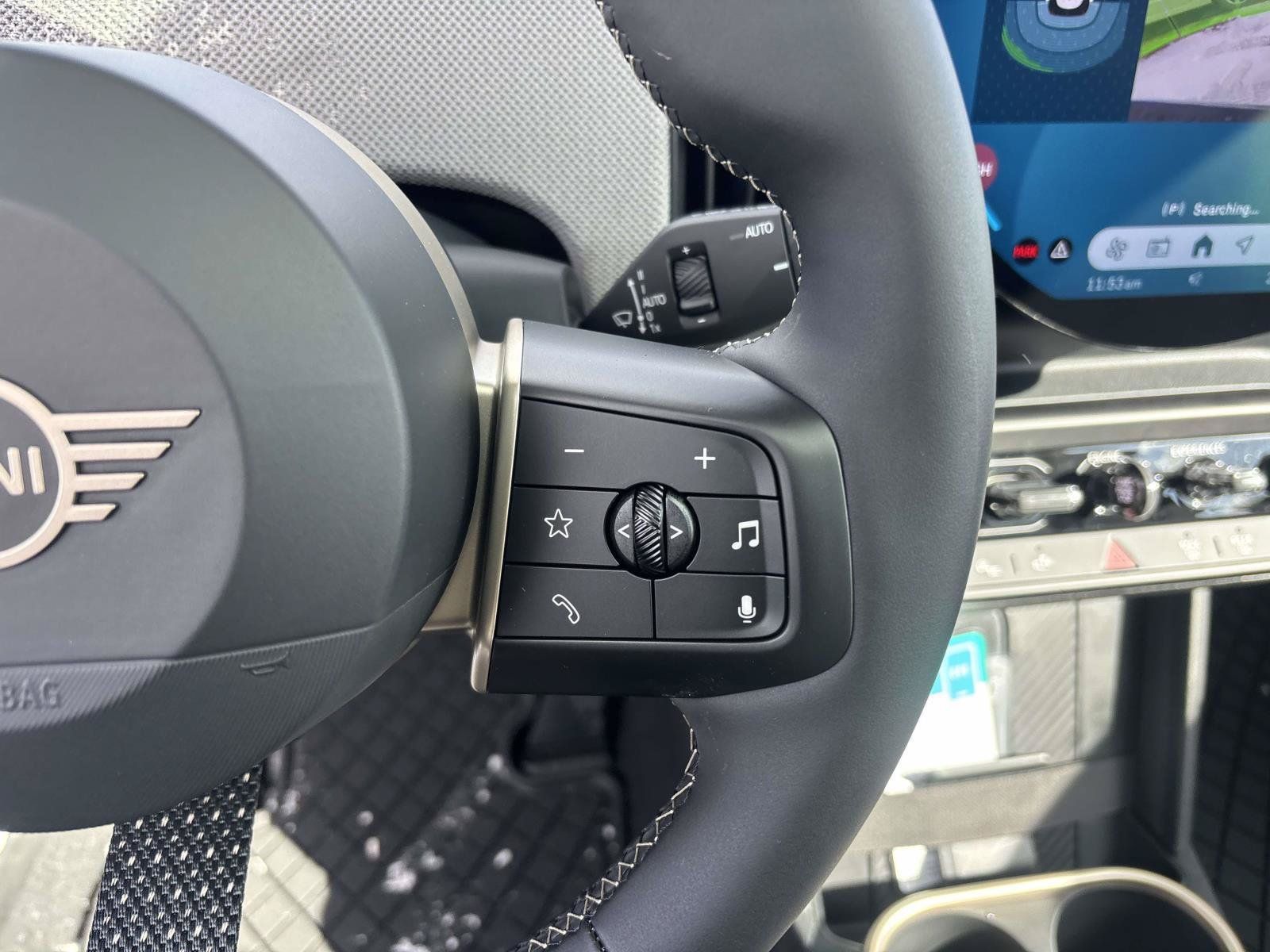 New 2026 MINI Cooper 2-Door Hardtop FWD image 18