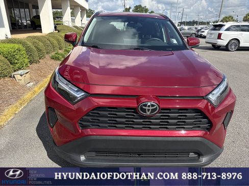 Used 2023 Toyota RAV4 XLE w/ Convenience Package FWD image 6