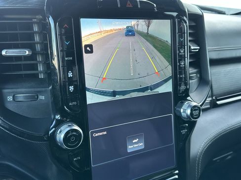 Used 2022 RAM 1500 Limited image 15