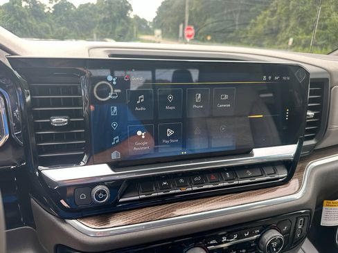 New 2025 Chevrolet Silverado 1500 LT Trail Boss w/ Convenience Package II image 15