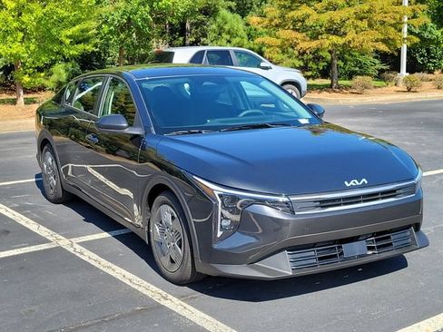 New 2026 Kia K4 FWD image 3