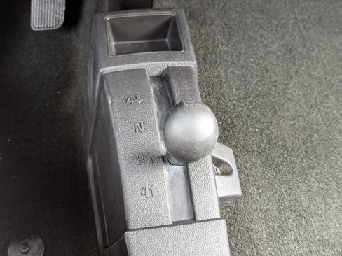 Used 2017 Chevrolet Silverado 1500 Custom w/ Custom Convenience Package image 22