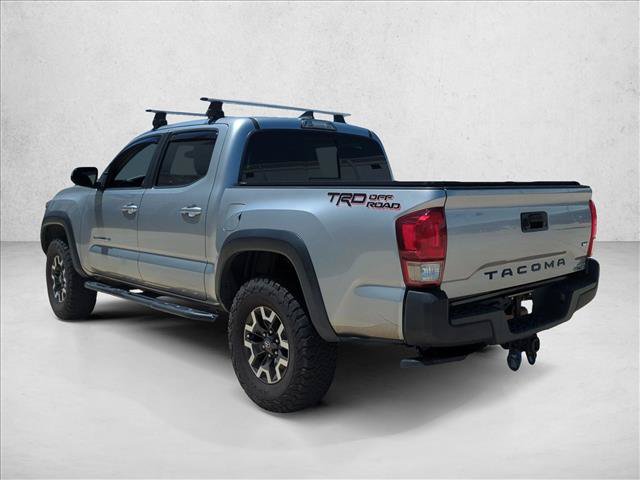 Certified 2017 Toyota Tacoma TRD Off-Road w/ Tow Package RWD image 7