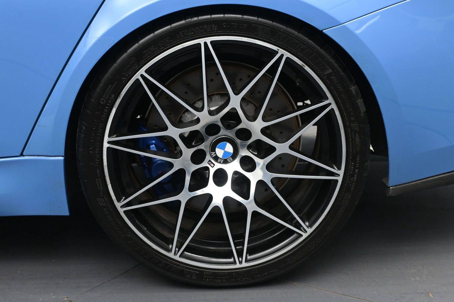 Used 2018 BMW M3 RWD image 16
