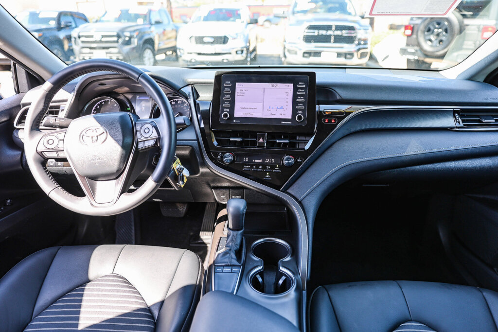 Certified 2024 Toyota Camry SE FWD image 2