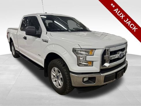 Used 2017 Ford F150 XLT w/ Trailer Tow Package AWD/4WD image 9