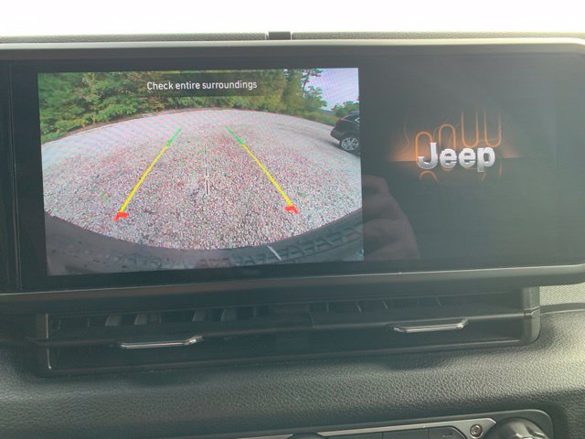 Used 2025 Jeep Wrangler Unlimited Sport AWD/4WD image 28