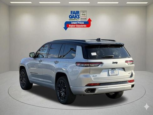 New 2025 Jeep Grand Cherokee L Summit w/ Advanced Protech Group IV AWD/4WD image 9