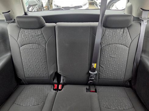 Used 2012 GMC Acadia SLE FWD image 25