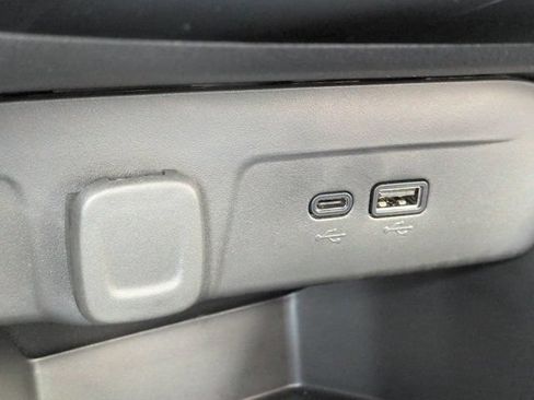 Used 2026 Chevrolet Trax LT FWD image 20