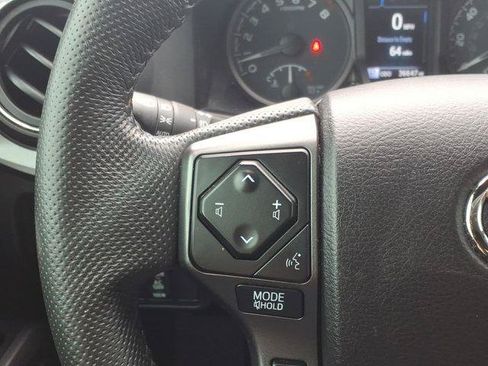 Certified 2021 Toyota Tacoma TRD Sport AWD/4WD image 9