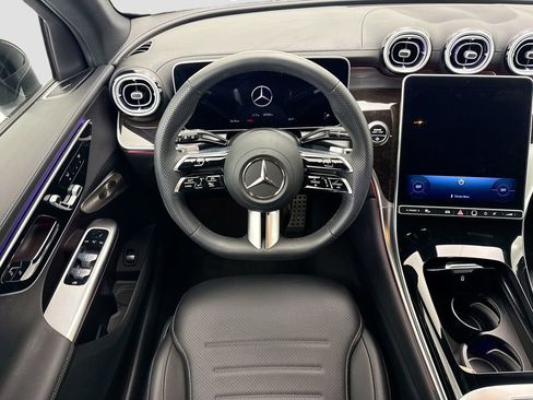 Certified 2026 Mercedes-Benz GLC 300 image 10