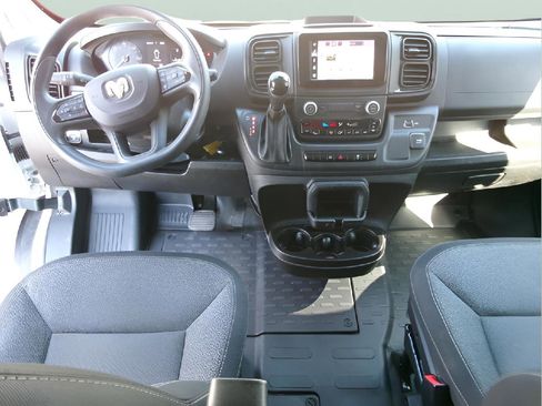 Used 2025 RAM ProMaster 2500 FWD image 11