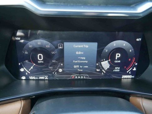 Used 2024 GMC Canyon AT4 w/ Canyon Safety Plus Package AWD/4WD image 39