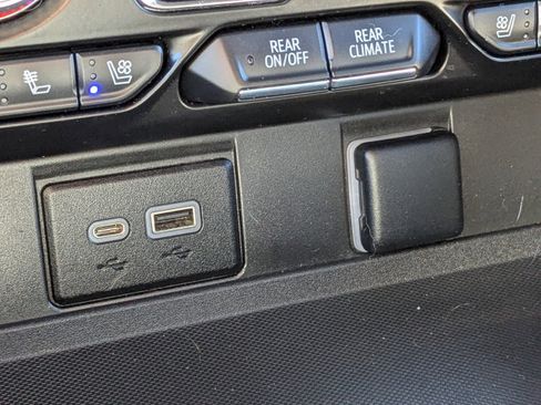 Used 2023 GMC Yukon SLT w/ Max Trailering Package image 25