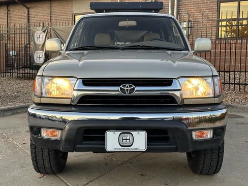 Used 2001 Toyota 4Runner SR5 image 37