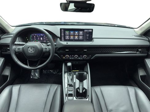 Used 2025 Honda Accord EX-L image 16