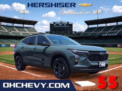 New 2026 Chevrolet Trax LT w/ Driver Confidence Package FWD image 1