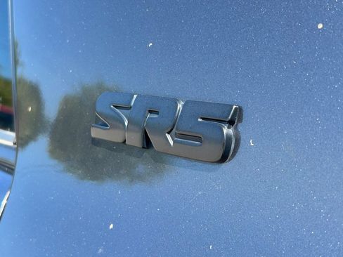 Used 2021 Toyota 4Runner SR5 Premium w/ Moonroof Package AWD/4WD image 15