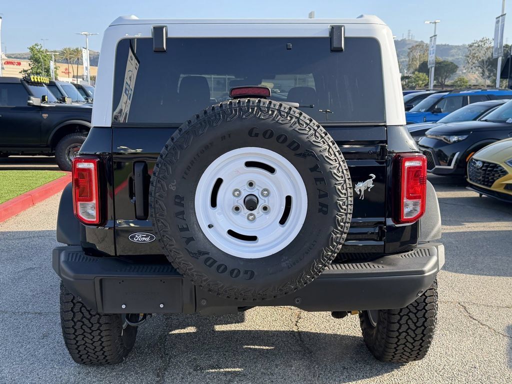 New 2026 Ford Bronco Heritage Edition AWD/4WD image 5