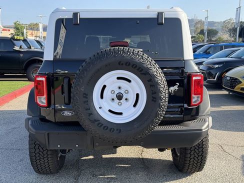 New 2026 Ford Bronco Heritage Edition AWD/4WD image 5