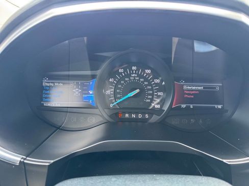 Used 2015 Ford Edge Titanium w/ Equipment Group 302A image 18