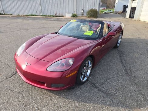 Used 2007 Chevrolet Corvette Convertible w/ Preferred Equipment Group RWD image 38