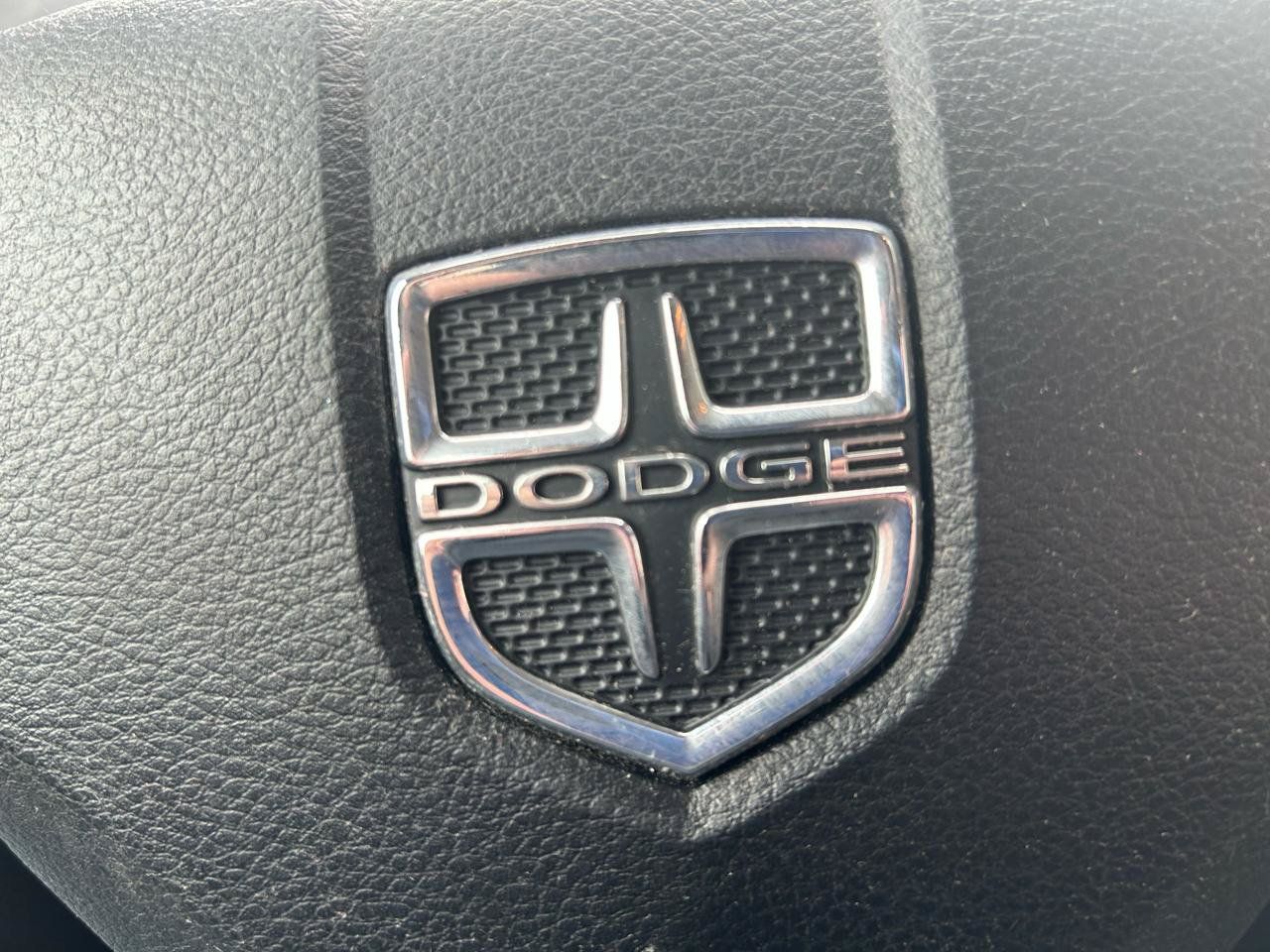 Used 2013 Dodge Journey SXT w/ Flexible Seating Group FWD image 21